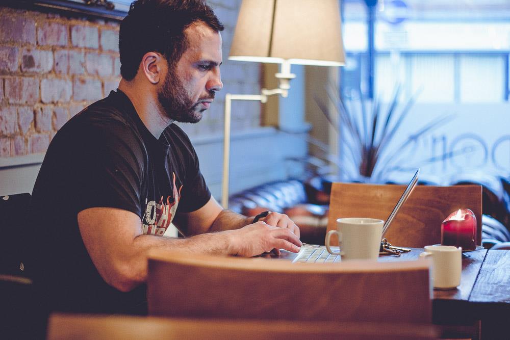 Sheldons Wine Bar Colwyn Bay - laptop worker