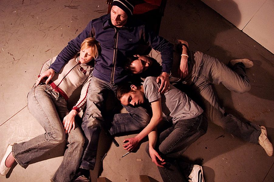 Editorial - theatre company with anti-drug message